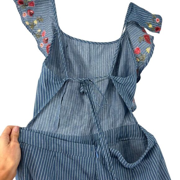 Wide Leg Jumpsuit L Blue Pin Striped Floral Embroidered Ruffle San Joy Open Back - Picture 10 of 11